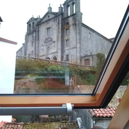 Con Encanto D'camino Хостел Падрон